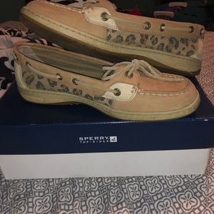 sperry boat shoes leopard print